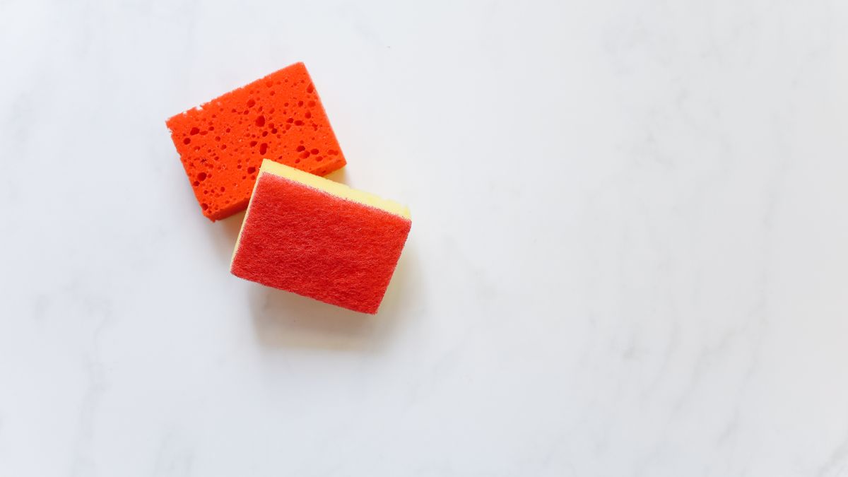 Koelkast schoonmaken en geurtjes verwijderen